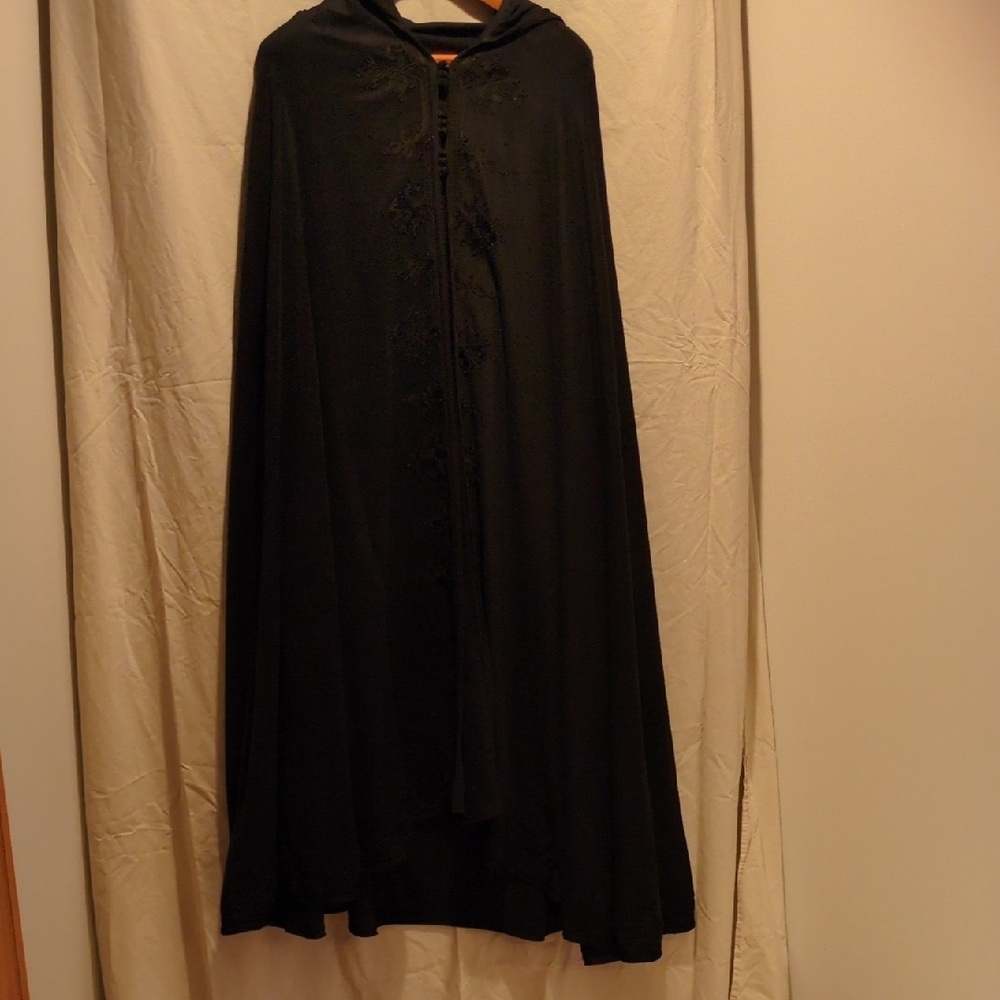 Dramatic Moroccan Cape With Embroidery and hood